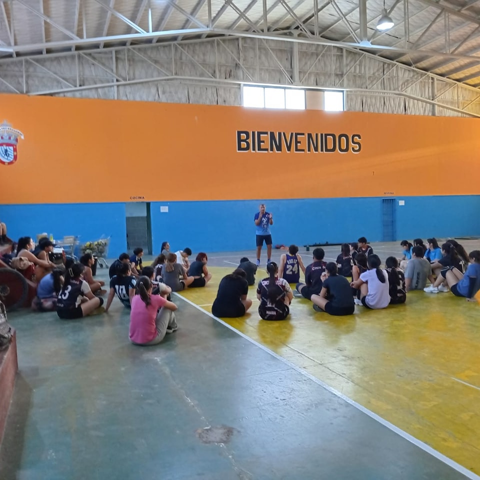 Cinco Saltos fue sede de las Jornadas Técnicas de Vóley Formativo
