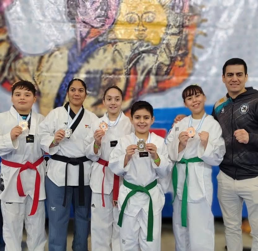 Cinco Saltos logró 5 podios en el torneo Nacional de Poomsae " Copa Argentina"