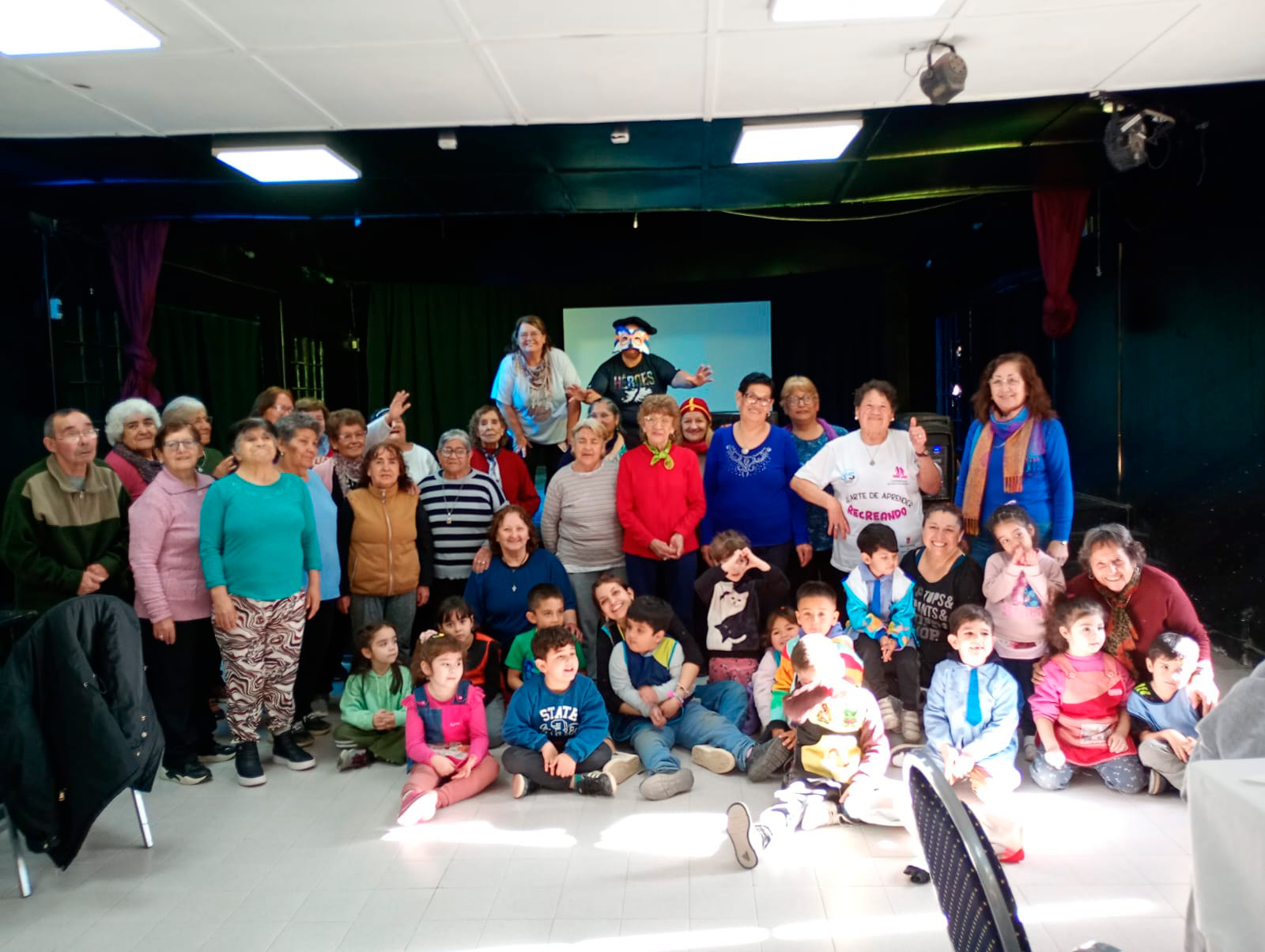 Encuentro Intergeneracional – Taller El Arte de Aprender, Recreando