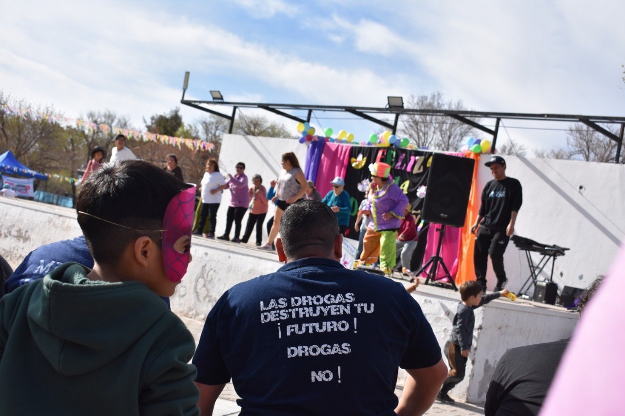 Celebración del Día del Niño en Cinco Saltos