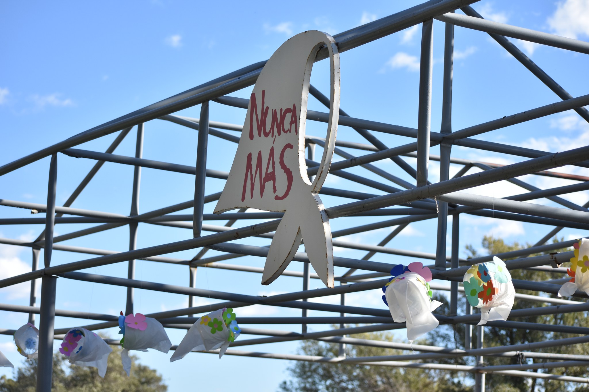 Día de la Memoria: Reflexión y participación comunitaria 🕊️