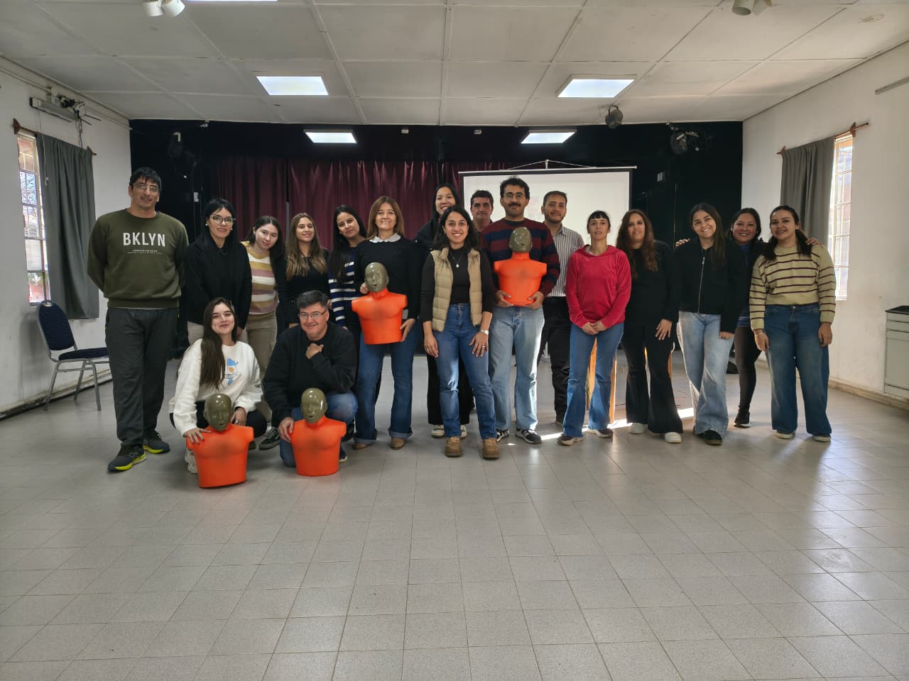 Personal municipal se capacitó en maniobras de Reanimación Cardiopulmonar (RCP)
